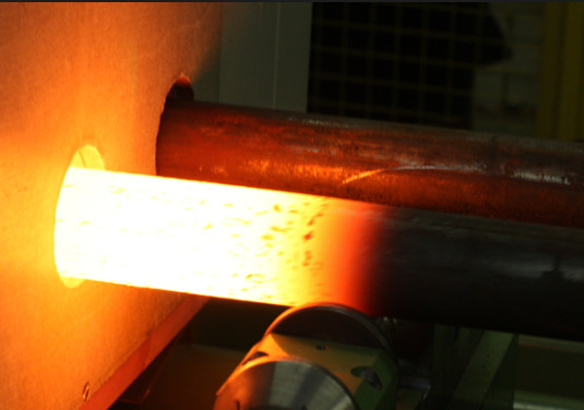 Máy gia nhiệt cảm ứng công nghiệp 120KW để rèn bu lông dao